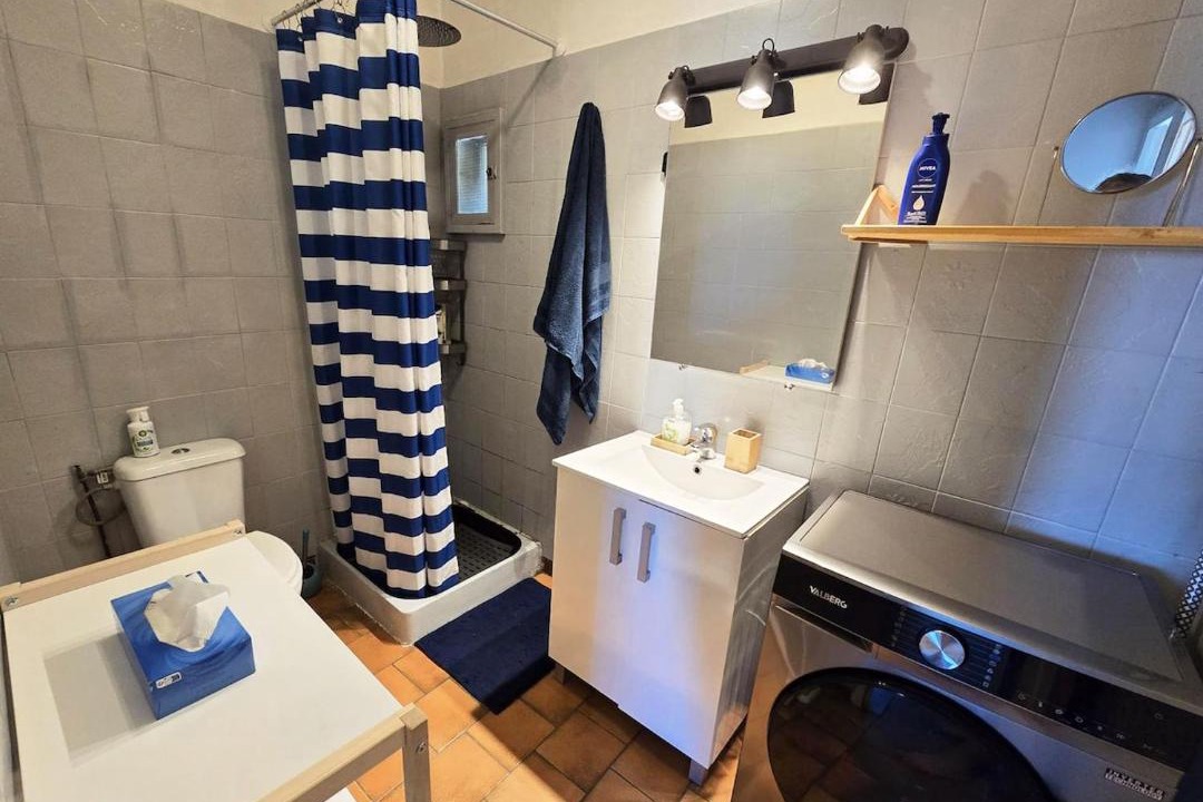Photo of Bathroom in Bages