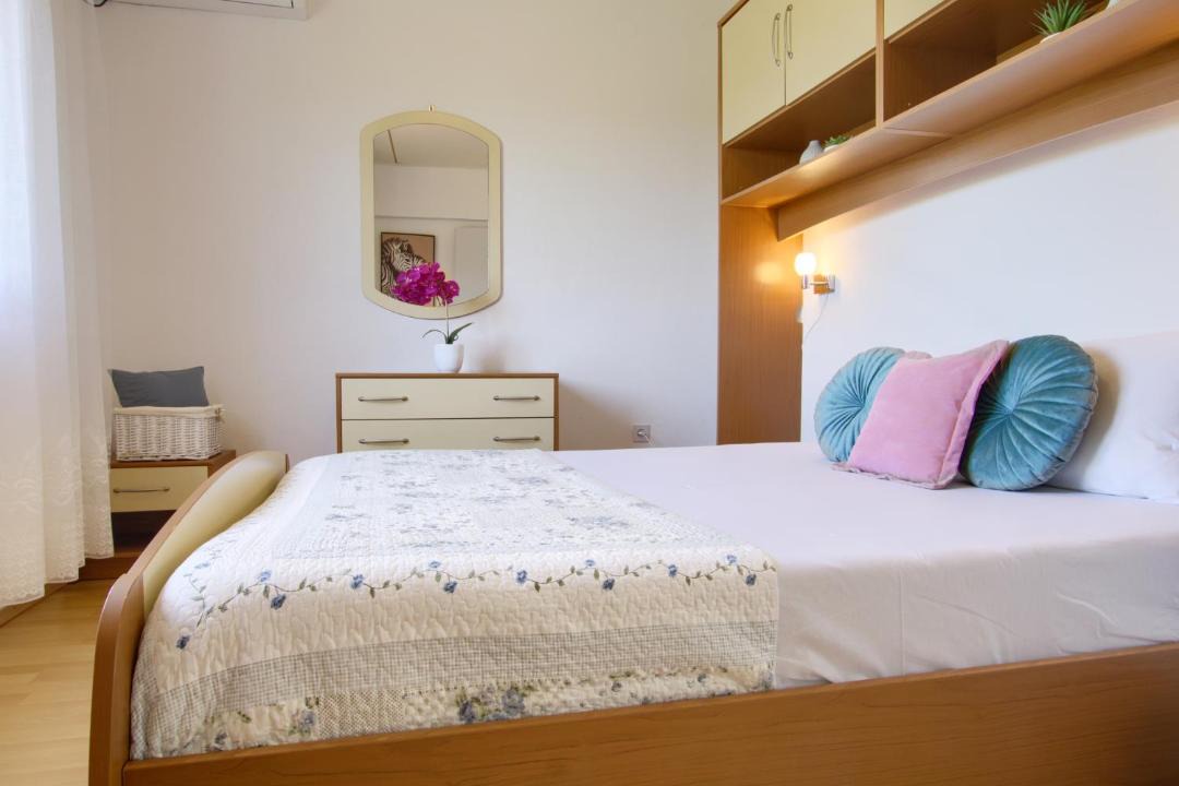Photo of Bedroom in Lukoran