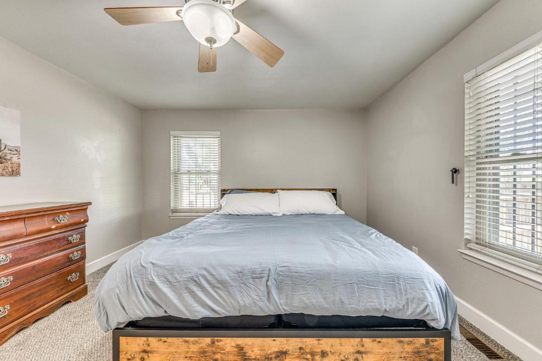 Photo of Bedroom in Roswell