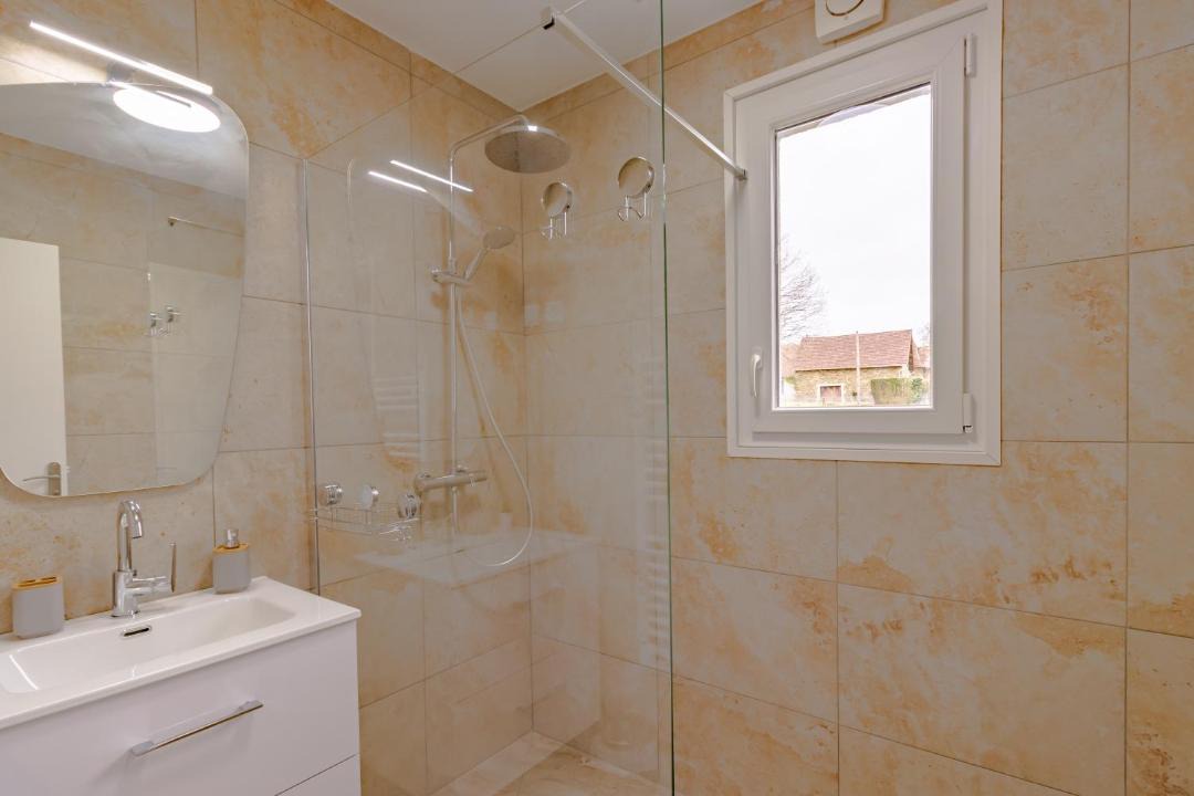 Photo of Bathroom in Lanouaille