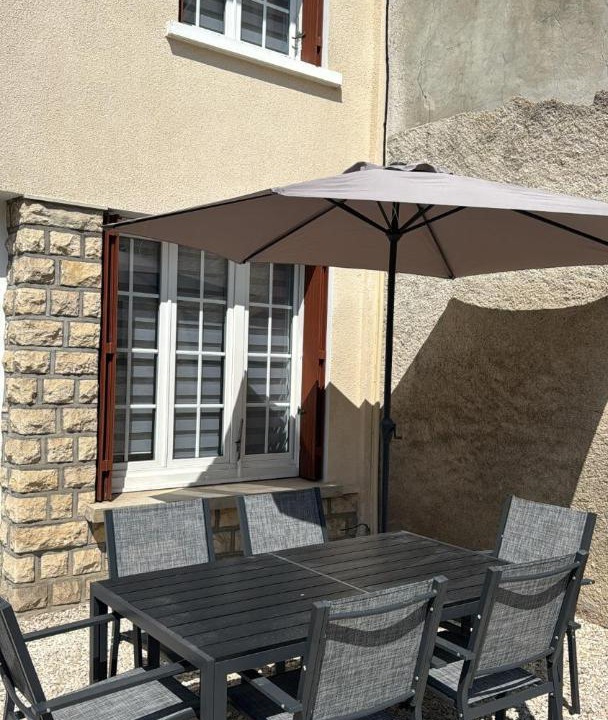 Photo of Patio Balcony in Laferte-sur-Aube