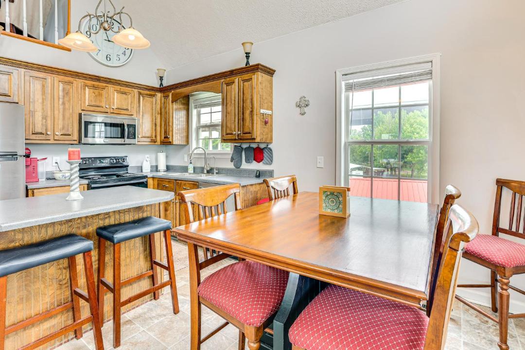 Photo of Kitchen in Morris Chapel
