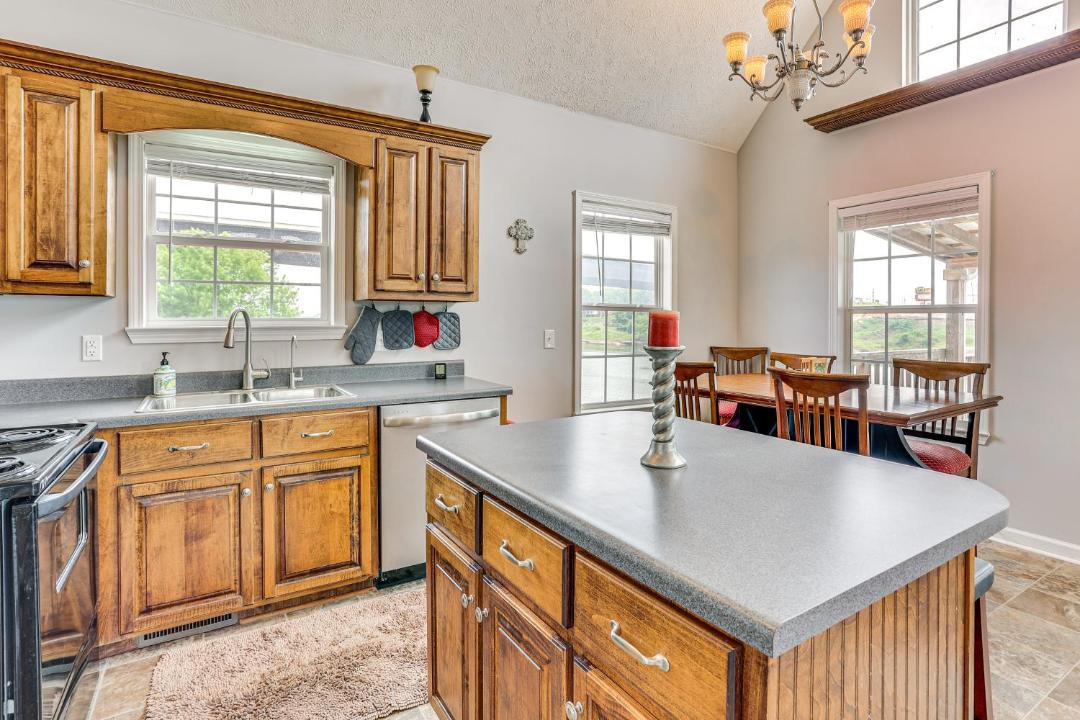 Photo of Kitchen in Morris Chapel