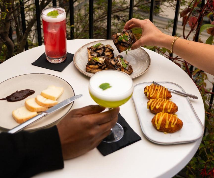 Photo of Others in Quartier du Mail