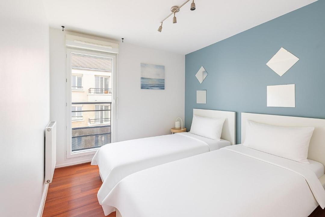 Photo of Bedroom in Argenteuil