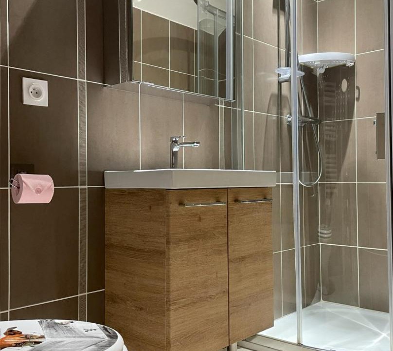 Photo of Bathroom in Aumenancourt