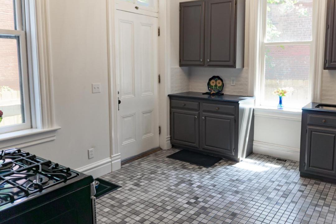 Photo of Kitchen in Lafayette Square