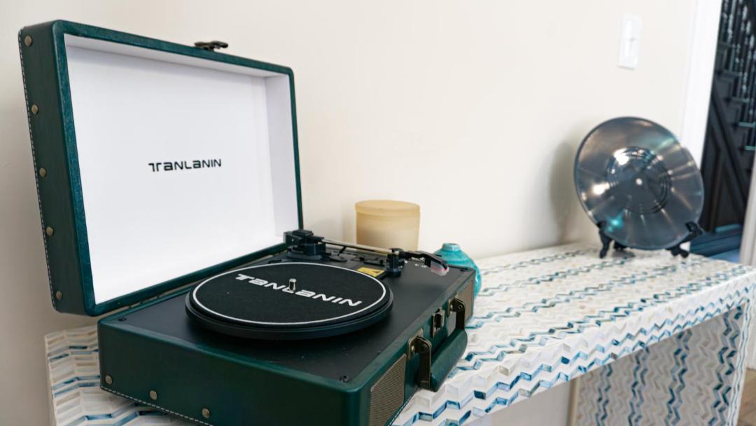Photo of Others in Lafayette Square