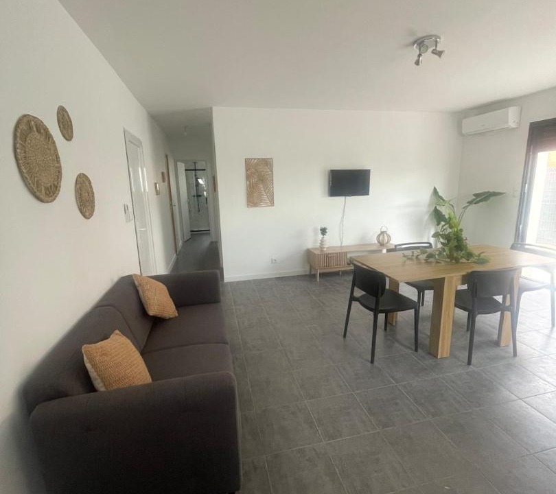 Photo of Livingroom in Olonzac