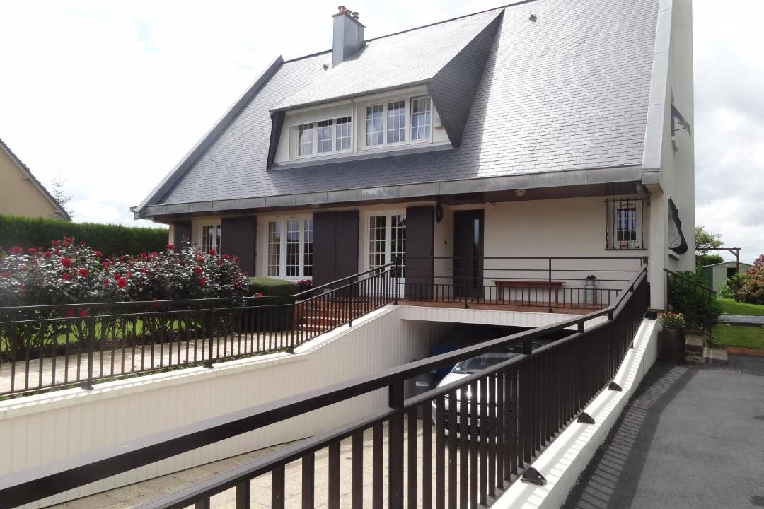 Photo of Others in Boos