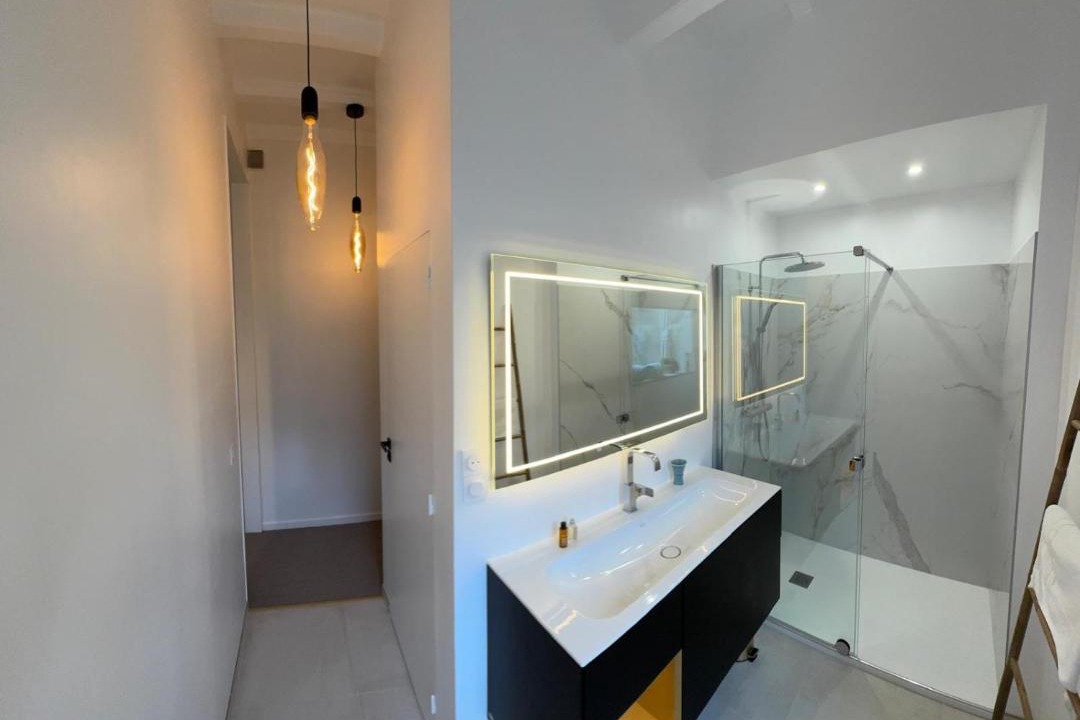 Photo of Bathroom in Barfleur