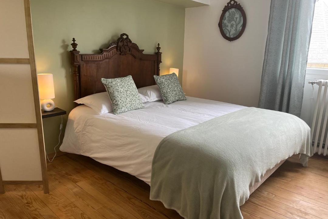 Photo of Bedroom in Erondelle