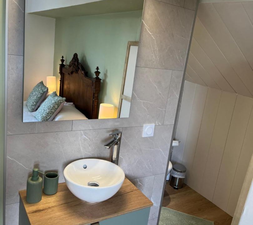 Photo of Others in Erondelle