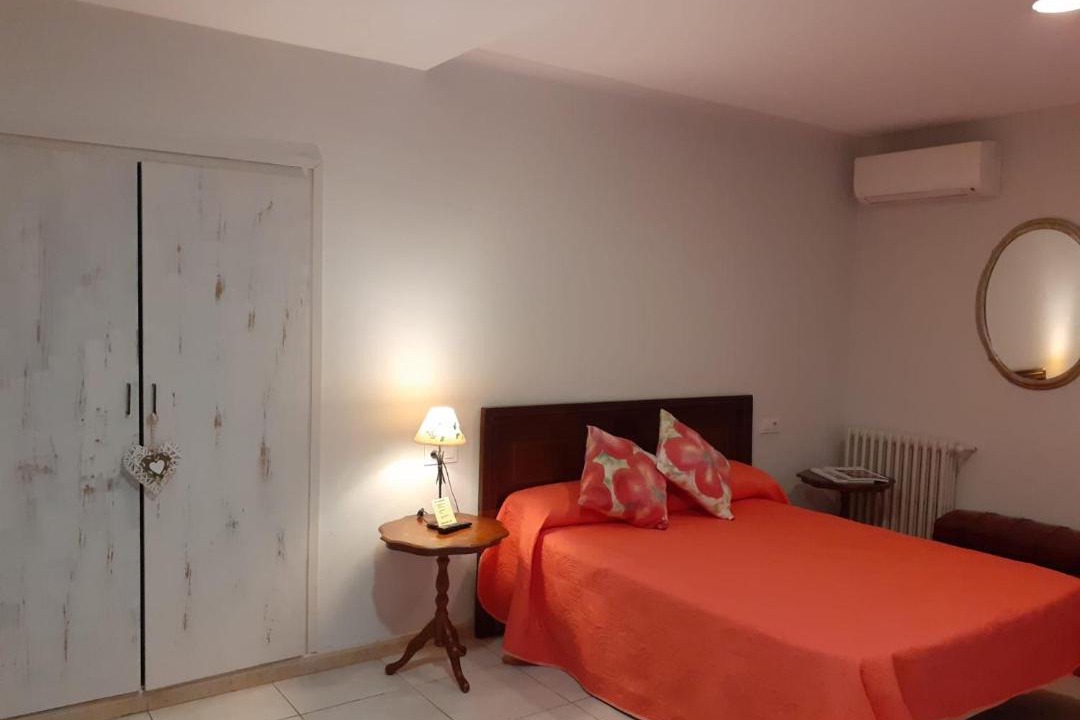 Photo of Bedroom in Angles