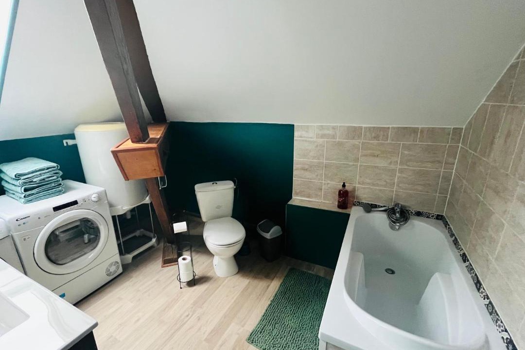 Photo of Bathroom in La Fere