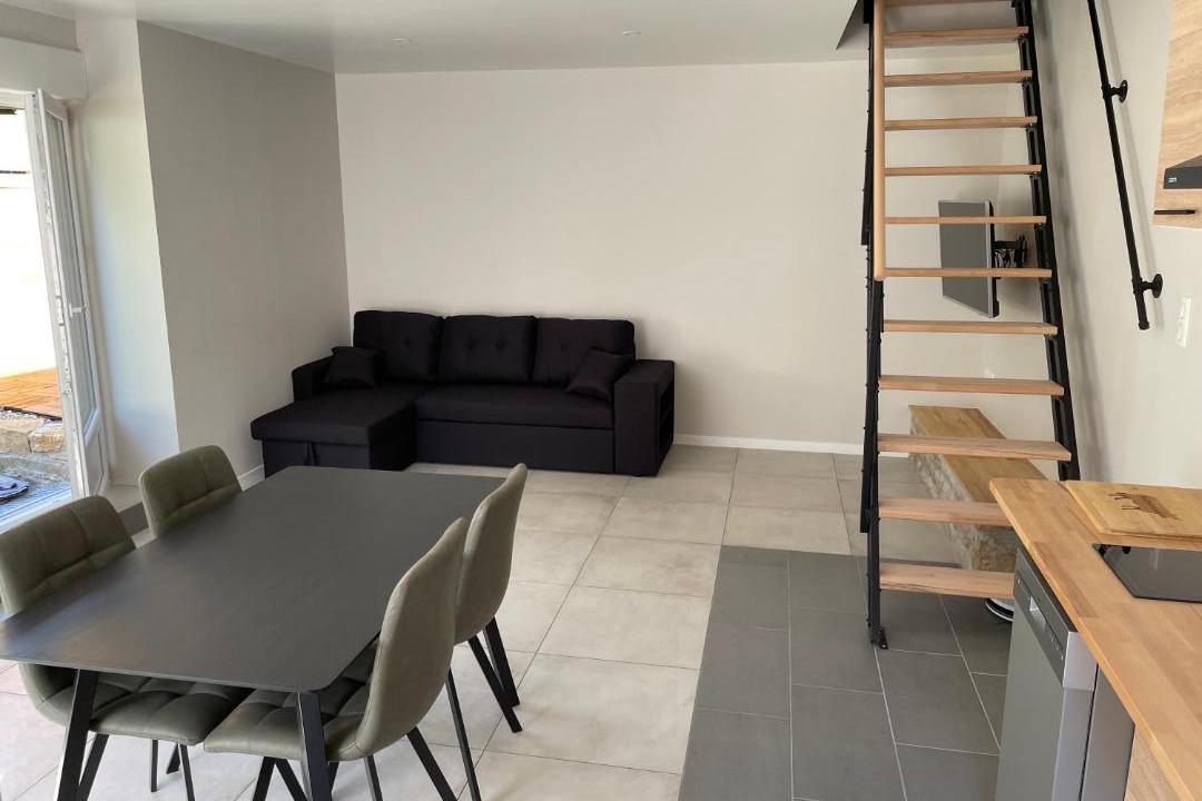 Photo of Others in L'Etoile