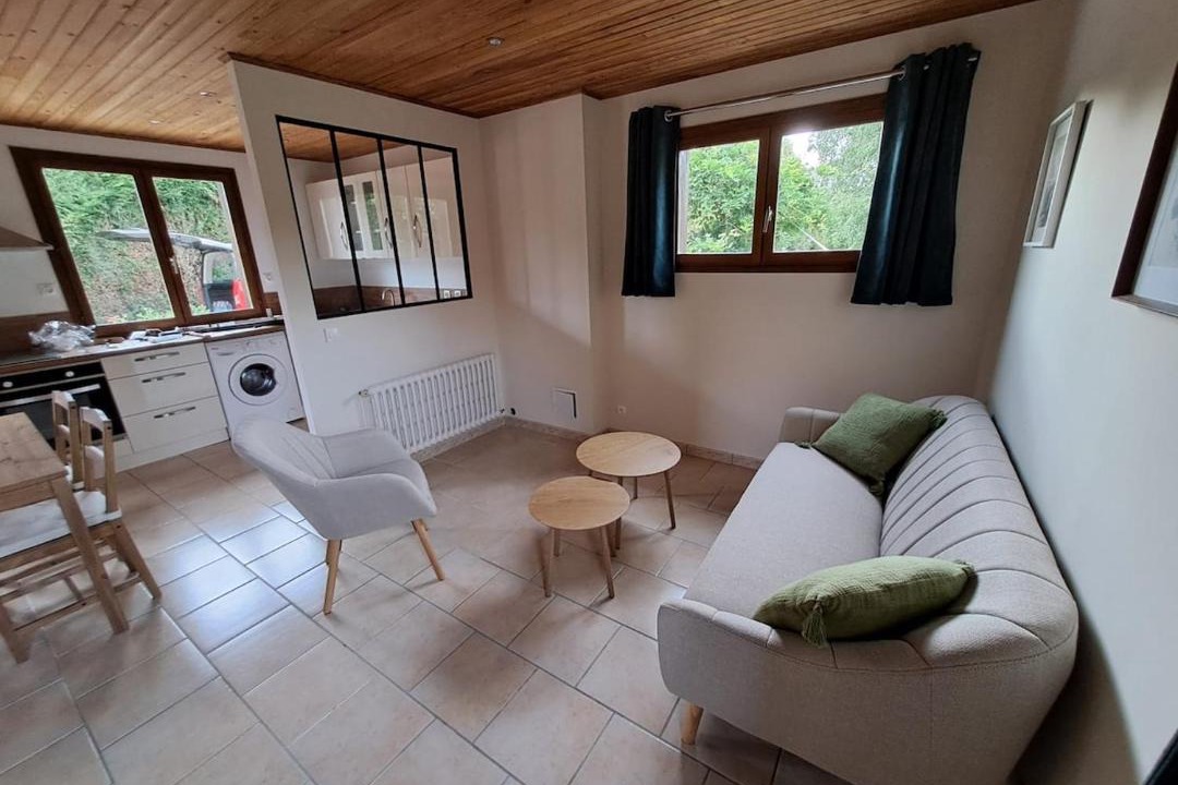 Photo of Others in Bernay