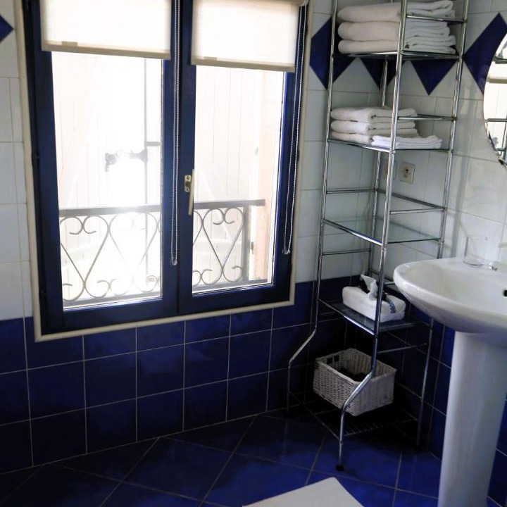 Photo of Bathroom in Pizay