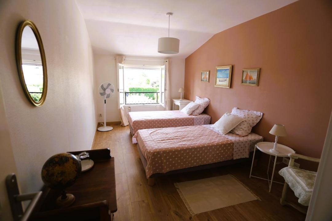 Photo of Others in Pizay