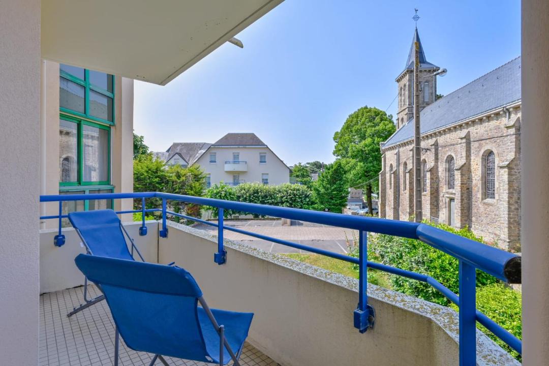 Photo of Others in Saint-Marc-sur-Mer