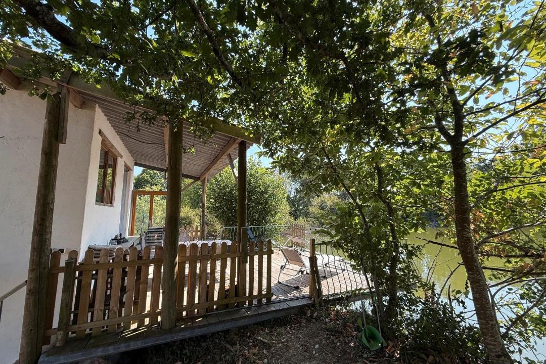 Photo of Others in Champsac