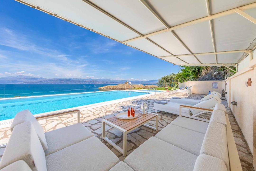 Photo of Others in Apraos