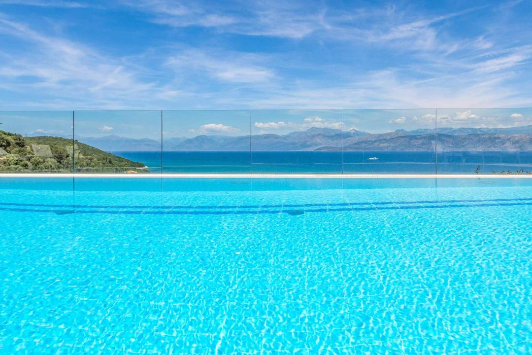 Photo of Others in Apraos