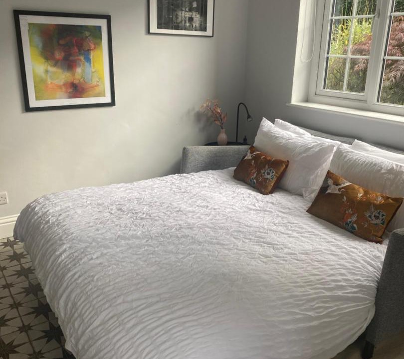 Photo of Bedroom in Reigate