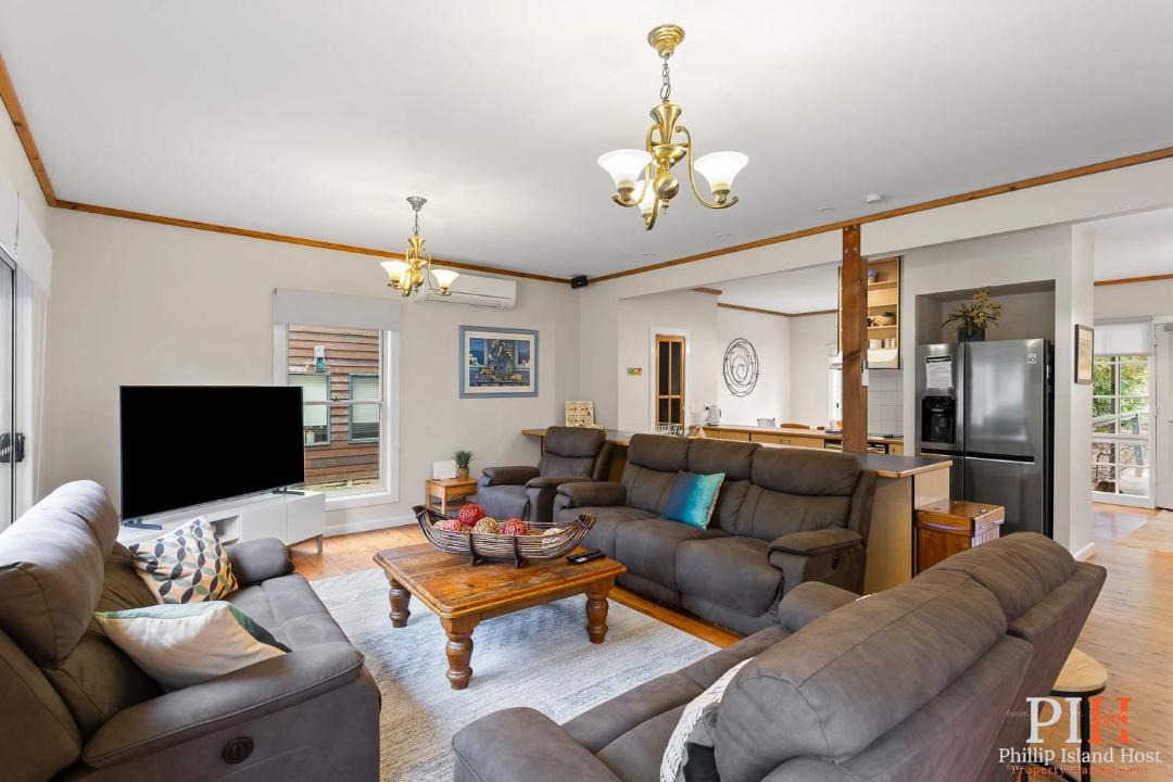 Photo of Others in Silverleaves