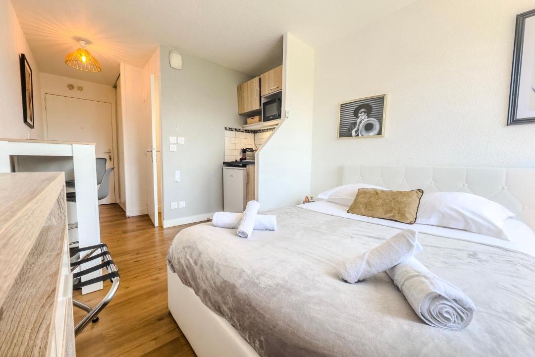 Photo of Bedroom in Secteur 4