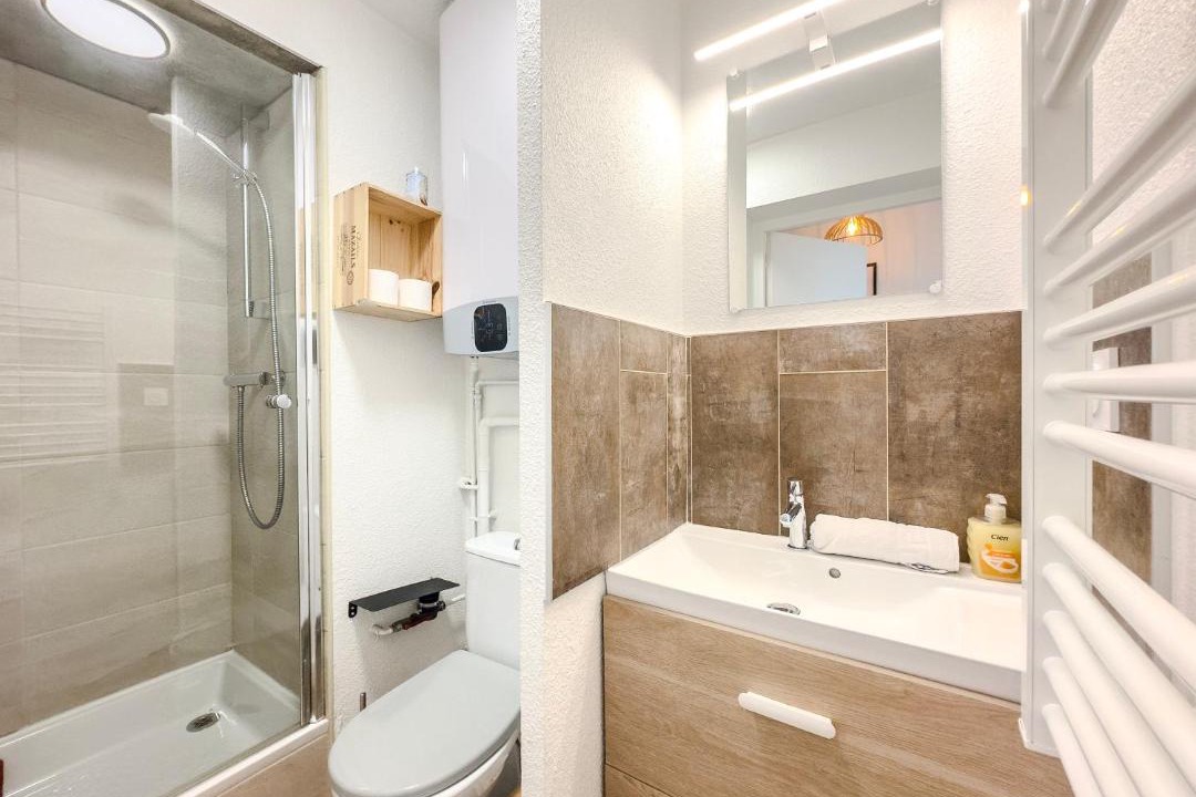 Photo of Bathroom in Secteur 4