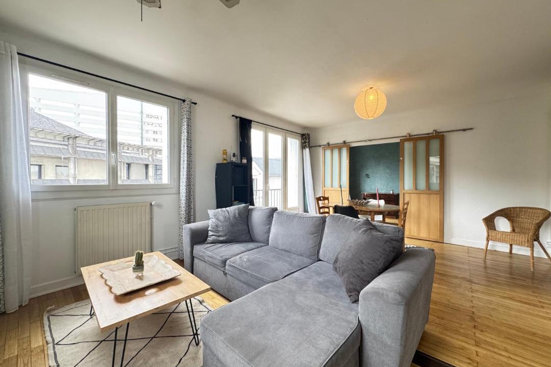 Photo of Livingroom in Reze