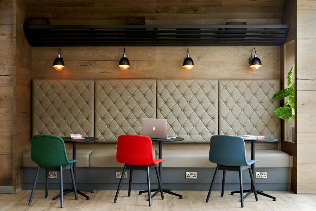 Photo of Others in Lincoln