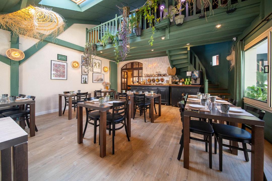 Photo of Others in Chinon