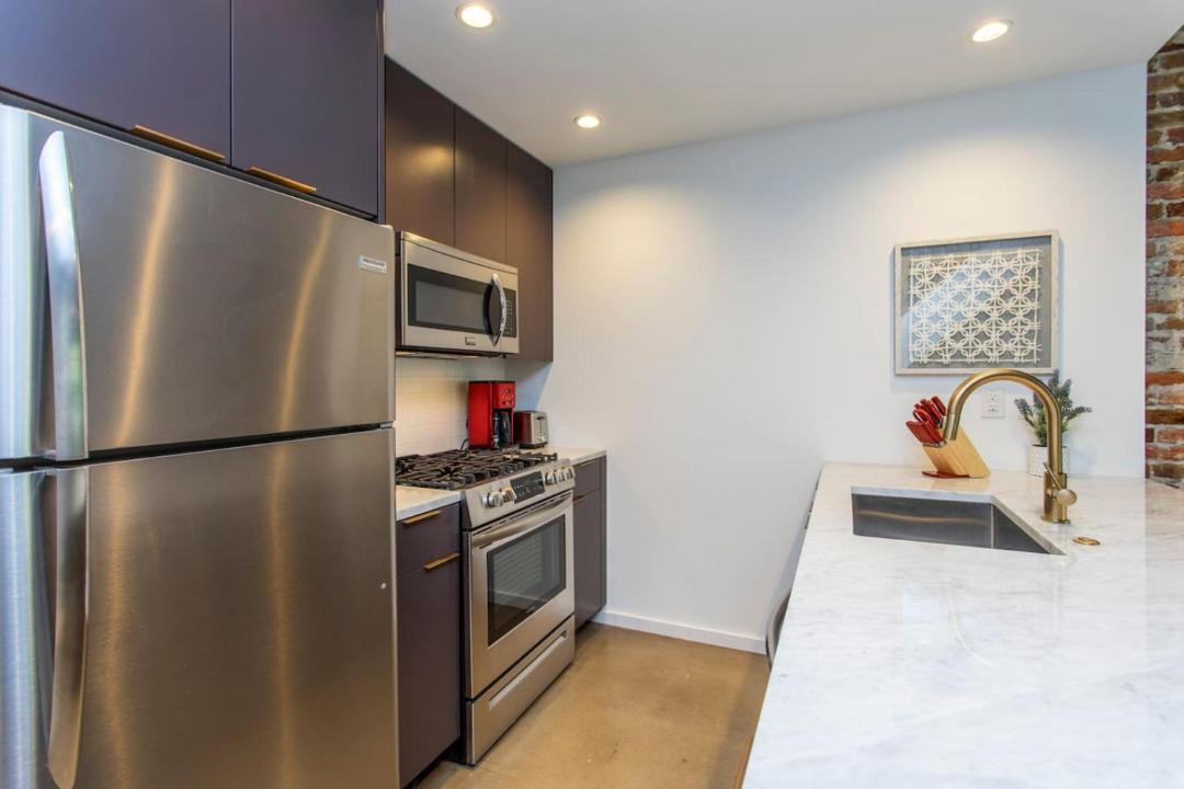 Photo of Kitchen in Washington Square West