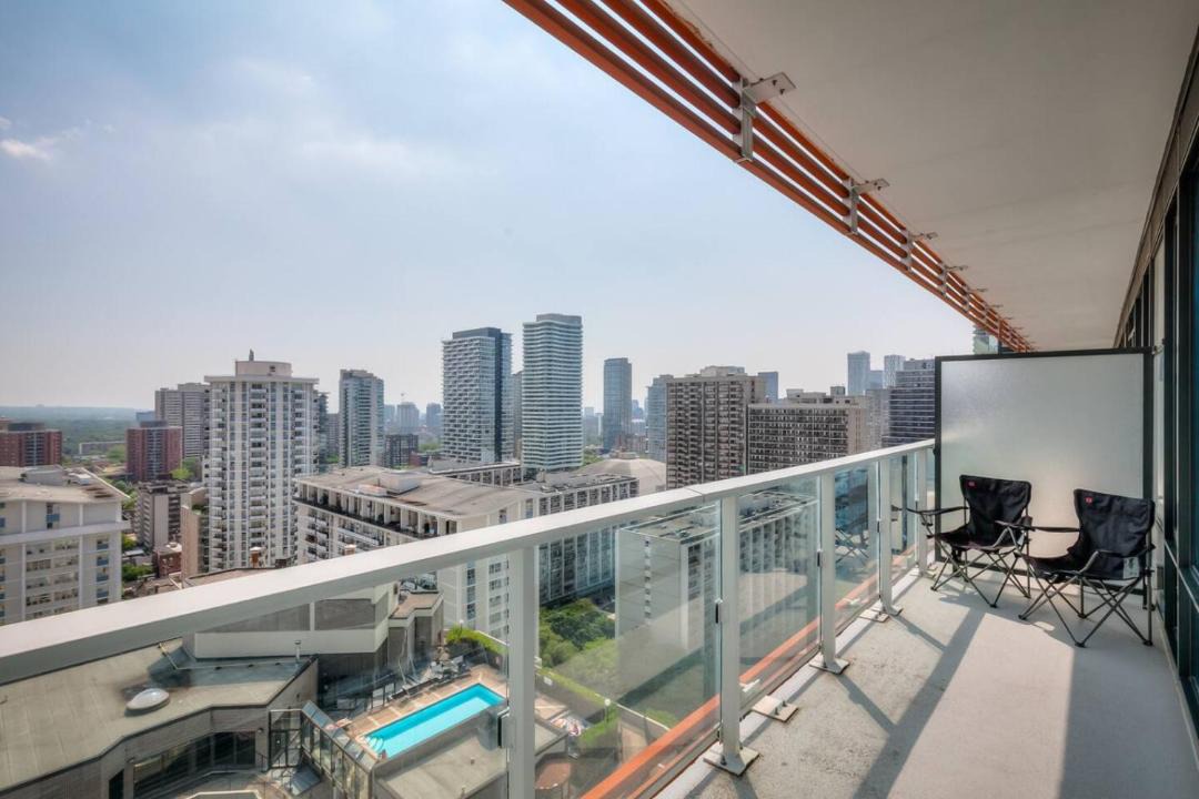 Photo of Patio Balcony in Church and Wellesley