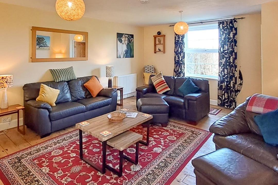 Photo of Others in Low Catton