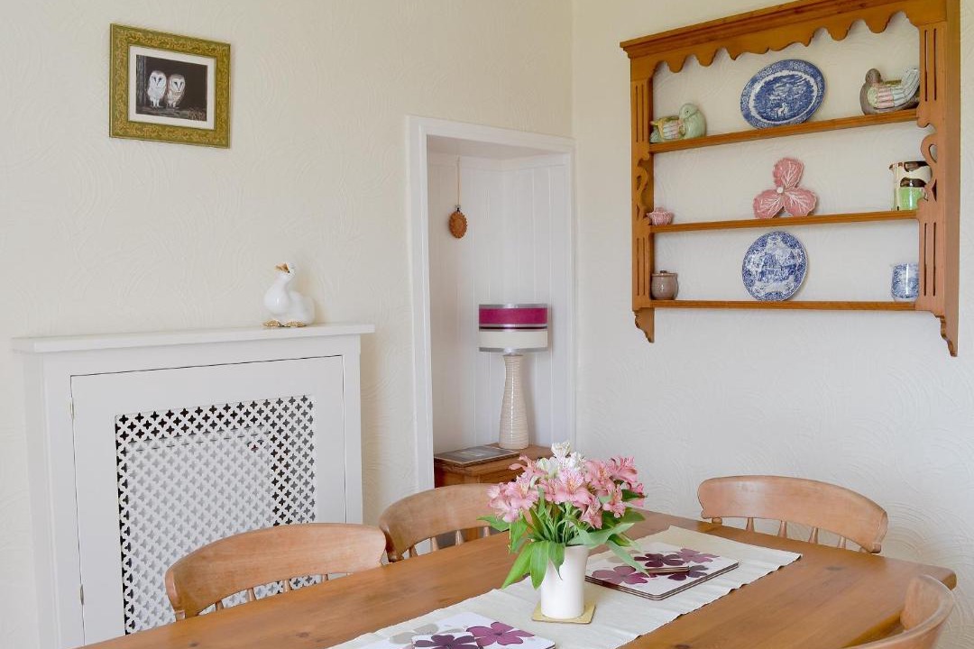 Photo of Others in Low Catton