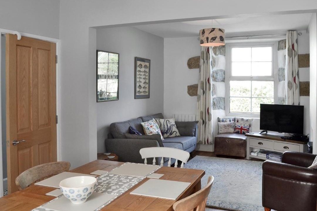 Photo of Others in The Lizard