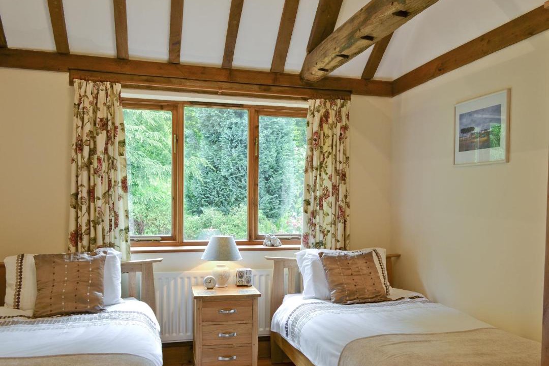 Photo of Others in Ewhurst Green