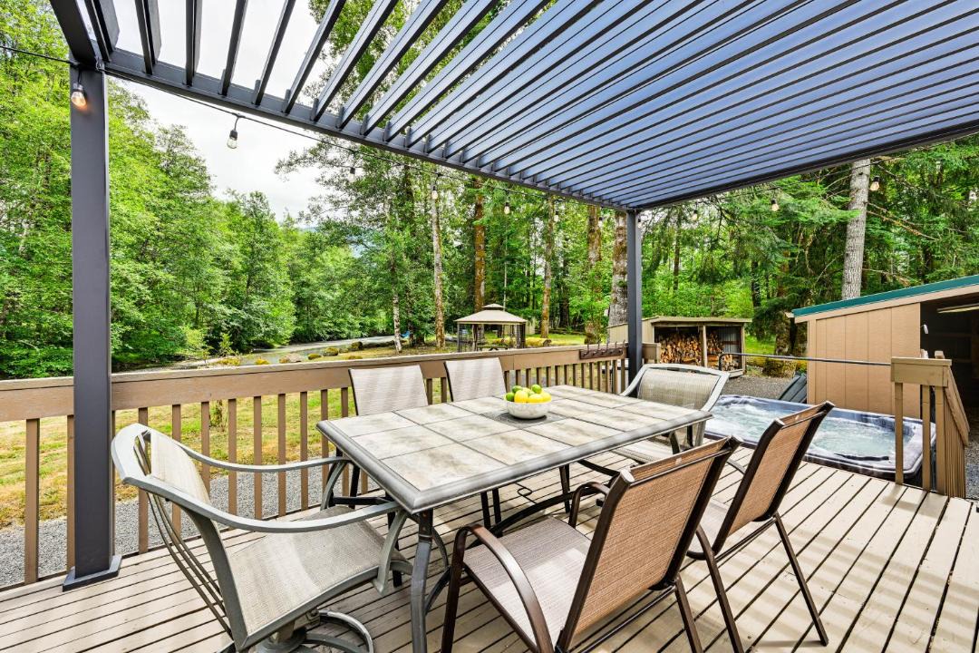 Photo of Others in Packwood