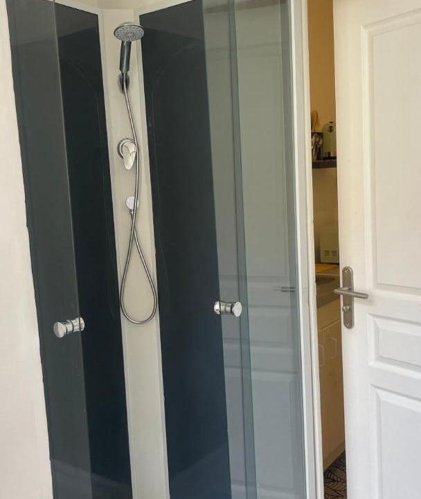 Photo of Bathroom in Meaux