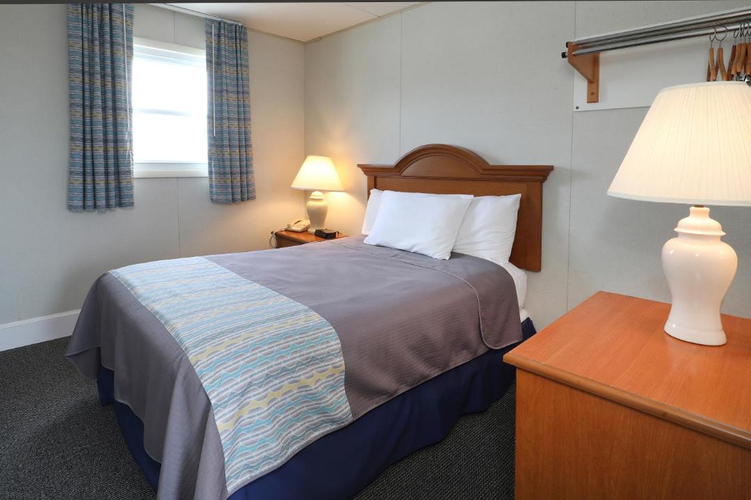 Photo of Bedroom in Stone Harbor