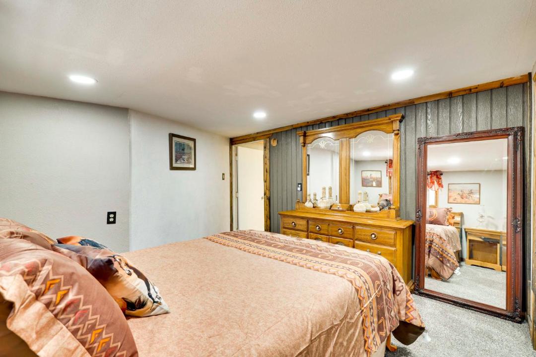 Photo of Bedroom in Springerville