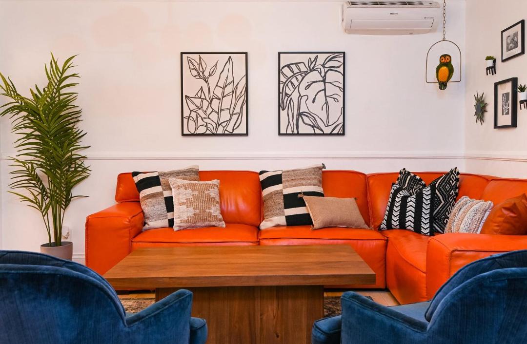 Photo of Livingroom in Alamitos Beach