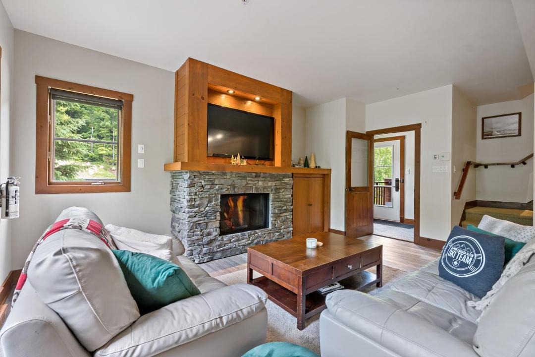 Photo of Others in Versant Soleil