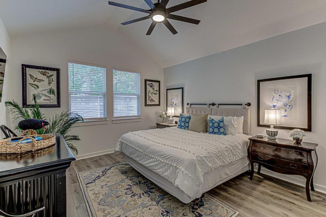 Photo of Bedroom in Cottonwood Shores