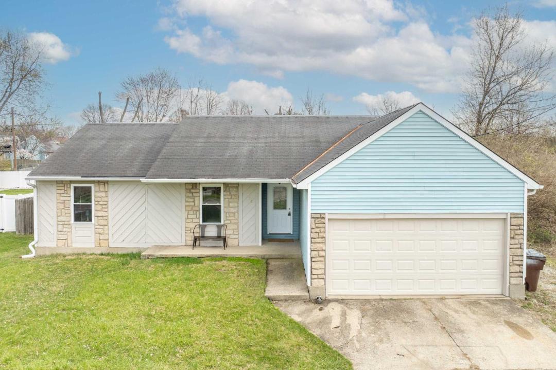 Photo of Others in Monroe