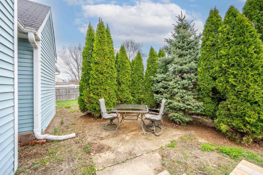 Photo of Others in Monroe