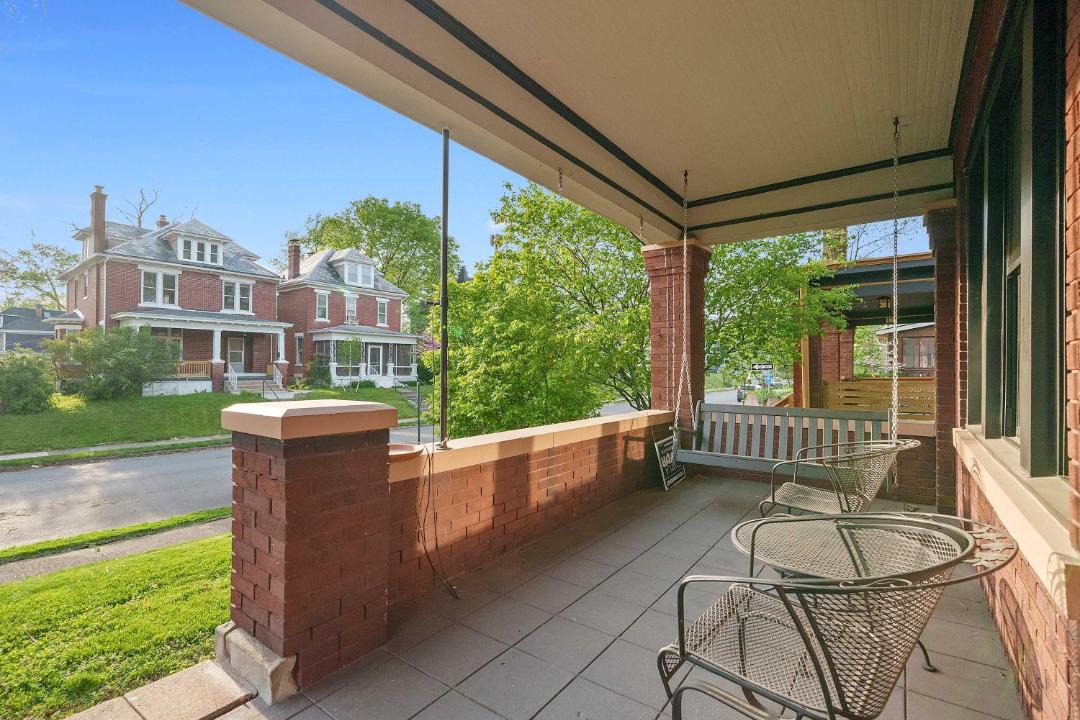 Photo of Patio Balcony in Franklin Park